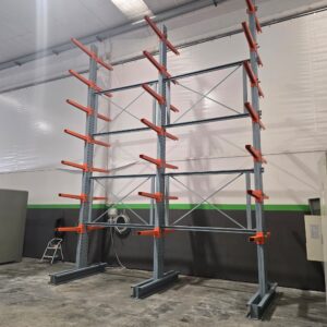 Cantilever for industrial warehouse